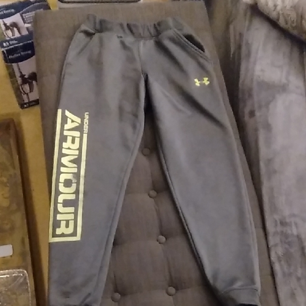 Under Armour Kids Joggers - Gray and neon yellow boys M